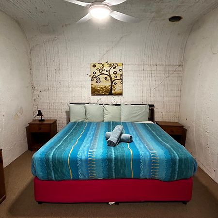 Desert View Apartments Coober Pedy Bagian luar foto