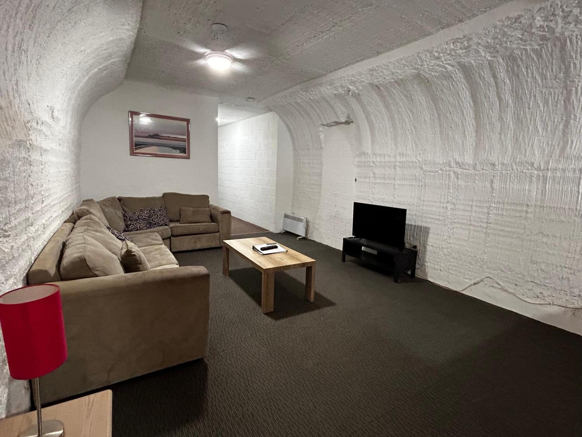 Desert View Apartments Coober Pedy Bagian luar foto